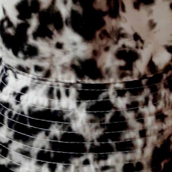 Bucket hat - Picture 2 of 2